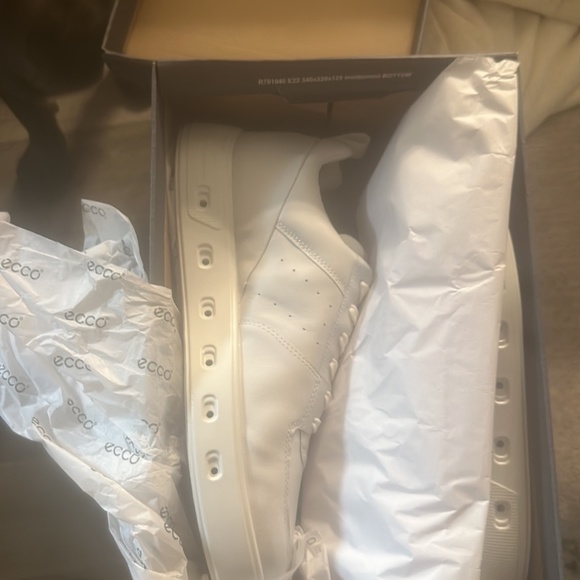 Comfy classy sneakers - Picture 3 of 5